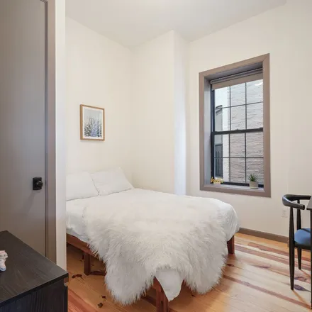 Rent this 3 bed apartment on 209 West 135th Street in New York, NY 10030