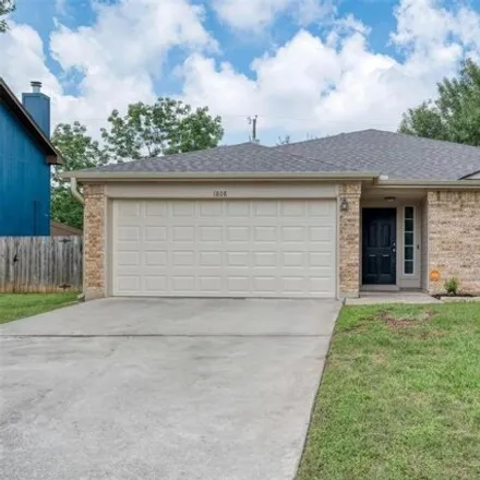 Buy this 3 bed house on 1842 Rusty Nail Loop in Round Rock, TX 78681