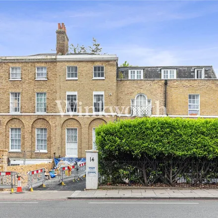 Rent this 1 bed apartment on Woodside Gardens in London, N17 6UJ