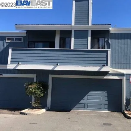 Buy this 2 bed townhouse on 988 Bacchus Road in Hercules, CA 94547
