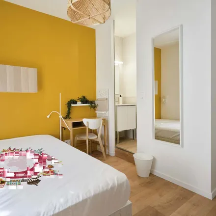 Rent this 2 bed room on 21 Rue de l'Étape in 51100 Reims, France