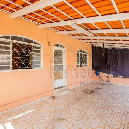 Buy this 3 bed house on unnamed road in Guará - Federal District, 71065-622