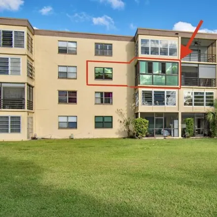 Buy this 2 bed condo on 9338 Southwest 8th Street in Sandalfoot Cove, Palm Beach County