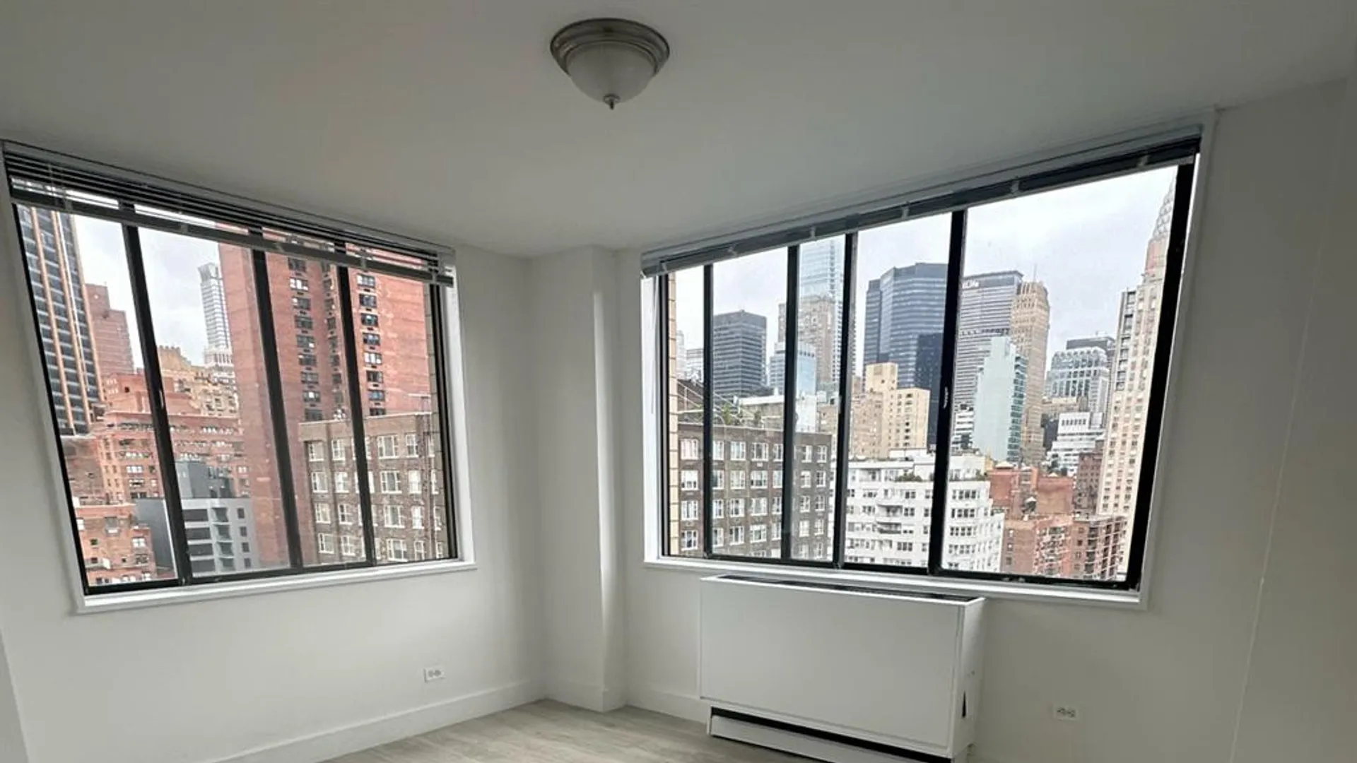 200 East 33rd Street, New York, NY 10016, USA | 1 bed apartment for rent