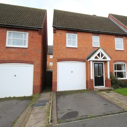 Rent this 3 bed duplex on Staples Drive in Coalville, LE67 4GN