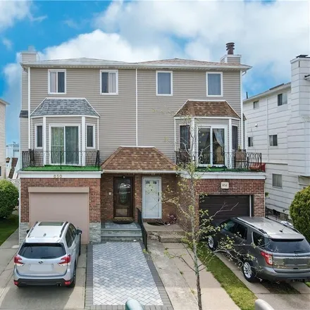 Buy this 4 bed house on 656 Travis Avenue in New York, NY 10314