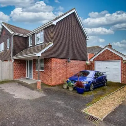 Buy this 4 bed house on Burnetts Gardens in Horton Heath, SO50 7BY