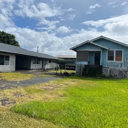 Buy this 8 bed house on 689 Hinano Street in Hilo CDP, HI 96720
