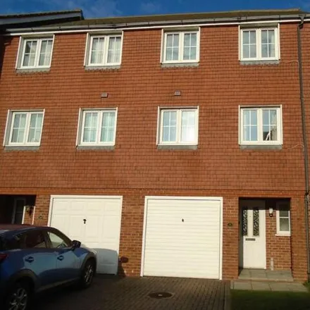 Rent this 3 bed townhouse on 1 & 2 Palmyra Place in Eastbourne, BN23 5AD