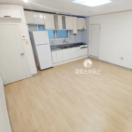 Image 2 - 서울특별시 마포구 연남동 570-2 - Apartment for rent