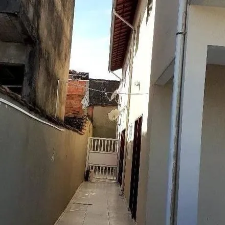 Buy this 2 bed house on Rua Capitão Galileu Ramos in Princesa, Praia Grande - SP
