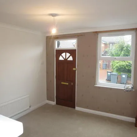 Image 6 - Wesley Street, Newcastle-under-Lyme, ST7 8PQ, United Kingdom - Townhouse for sale
