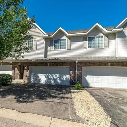 Buy this 3 bed townhouse on 3833 Raspberry Ridge Road NW in Prior Lake, MN 55372