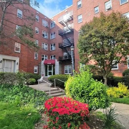 Buy this 1 bed condo on Linwood Avenue in Linwood, Fort Lee