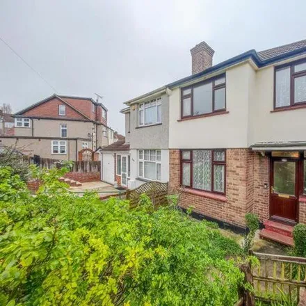 Buy this 3 bed duplex on Warland Road in London, SE18 2ET