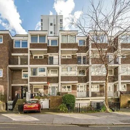 Buy this 3 bed apartment on Quaker Court in Banner Street, London