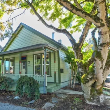 Buy this 2 bed house on 7604 Southeast Washington Street in Portland, OR 97215
