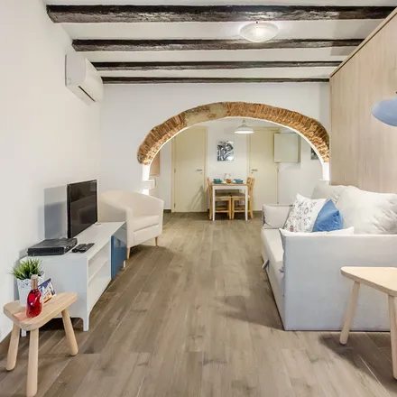 Rent this 1 bed apartment on O Cantinho da Rute in Rua de São Miguel 79 N58, 1100-543 Lisbon