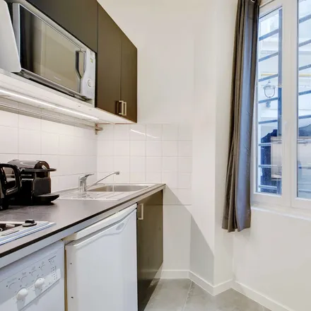Image 5 - 9 Rue de Charonne, 75011 Paris, France - Apartment for rent