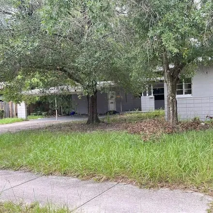 Buy this 4 bed house on Hialeah Street in Orange County, FL 32818