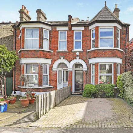 Buy this 5 bed duplex on Buckingham Road in London, E18 2PW