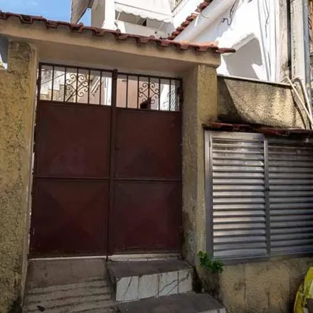 Rent this 3 bed house on Rua Doutor Manoel Lazari in São Lourenço, Niterói - RJ