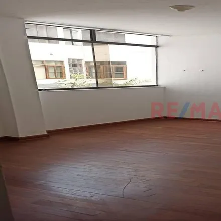 Buy this studio apartment on Manco Inca in Ate, Lima Metropolitan Area 15022