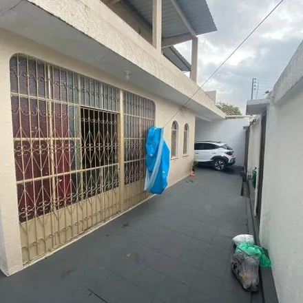 Buy this 5 bed house on Três Irmãos in Rua Castro Aviles, Aleixo