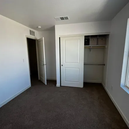 Image 3 - Scenic Sky Drive, Reno, NV 89560, USA - Room for rent