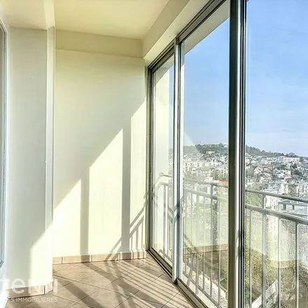 Rent this 4 bed apartment on Mairie de Saint-Cloud in 13 Place Charles de Gaulle, 92210 Saint-Cloud