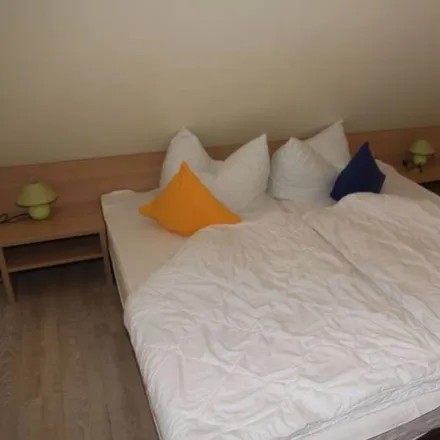Rent this 2 bed house on 26736 Krummhörn