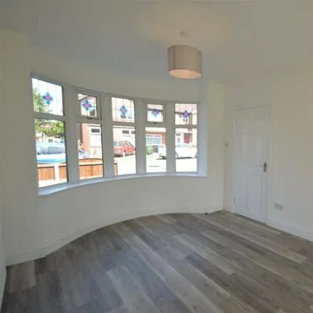 Image 2 - Arderne Road, West Timperley, WA15 6HW, United Kingdom - Duplex for rent