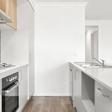 Image 8 - Uxbridge Street, Werribee VIC 3030, Australia - Apartment for rent