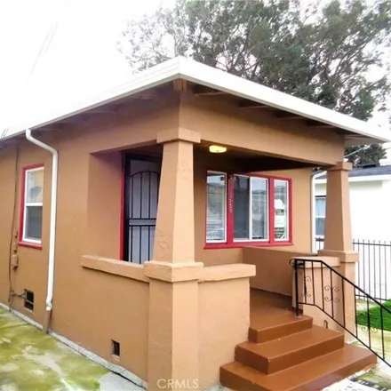 Buy this 2 bed house on 2530 76th Avenue in Oakland, CA 94613