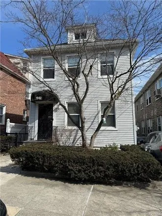 Buy this 6 bed house on 1942 Hone Avenue in New York, NY 10461