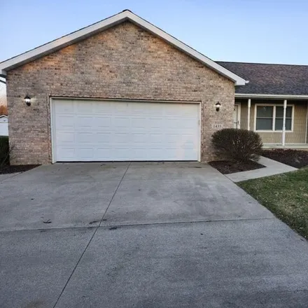 Buy this 4 bed house on 1461 North Morrish Road in Clayton Charter Township, MI 48532