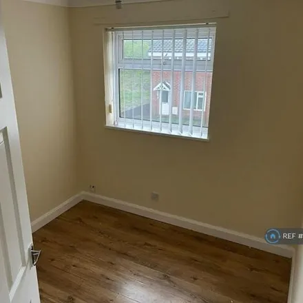 Image 5 - Sedgemoor Road, Redcar and Cleveland, TS6 0UA, United Kingdom - Townhouse for rent