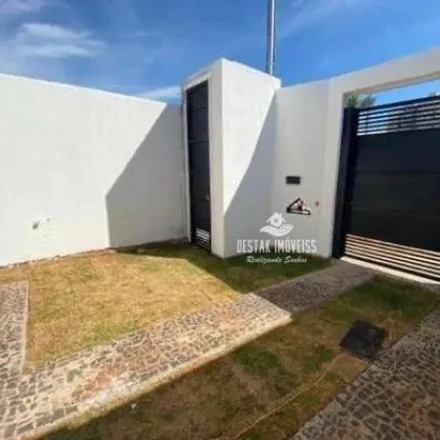 Buy this 3 bed house on Rua Interplanetaria in Jardim Brasília, Uberlândia - MG