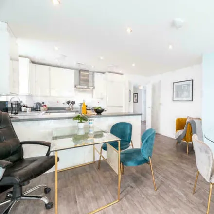 Image 4 - Brockholt Road, Ermine Street, Caxton, CB23 3PG, United Kingdom - Apartment for sale