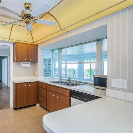 Image 9 - 3679 Orchard Grove Lane, Harbor Bluffs, Pinellas County, FL 33770, USA - House for sale