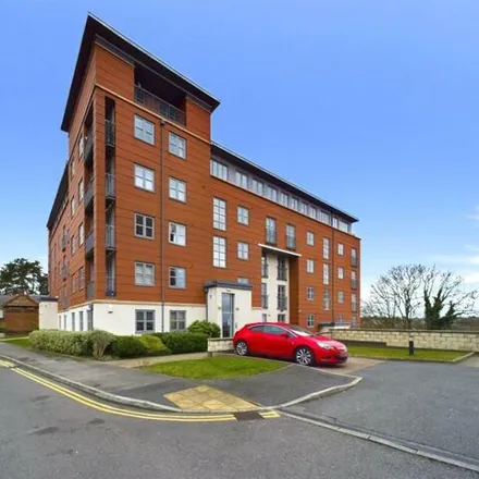 Buy this 2 bed apartment on Pasteur House in Ockbrook Drive, Nottingham