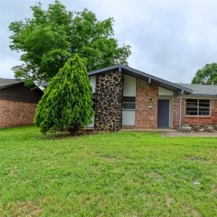 Buy this 4 bed house on 961 Kelly Drive in Everman, Tarrant County