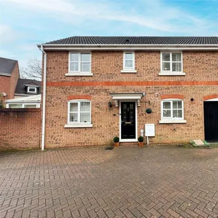 Buy this 3 bed house on Ledwell in Dickens Heath, B90 1SL