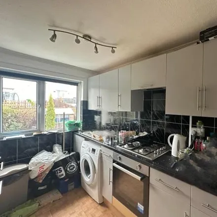 Image 2 - Morris Rise, Blaenavon, NP4 9PA, United Kingdom - Apartment for sale