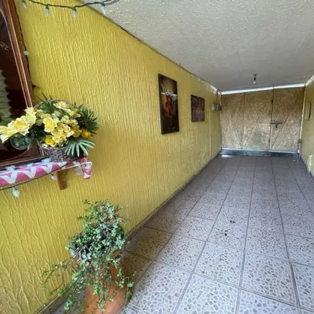 Image 1 - Calle Cástulo Villaseñor, 62070 San Miguel Acapantzingo, MOR, Mexico - House for sale