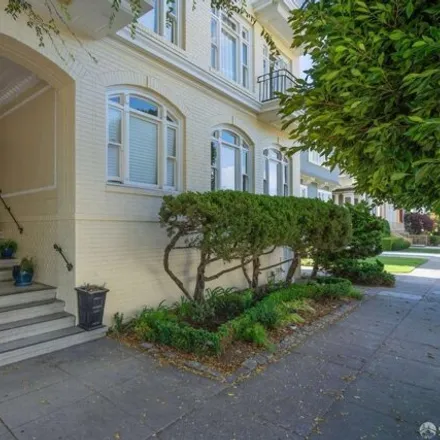 Buy this 3 bed condo on 189 Commonwealth Avenue in San Francisco, CA 94118