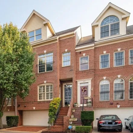 Rent this 3 bed townhouse on 1582 North Colonial Terrace in Arlington, VA 22209