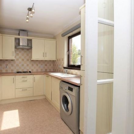 Rent this 2 bed apartment on Clarkston High Street in Busby Road, Clarkston G76 8BE