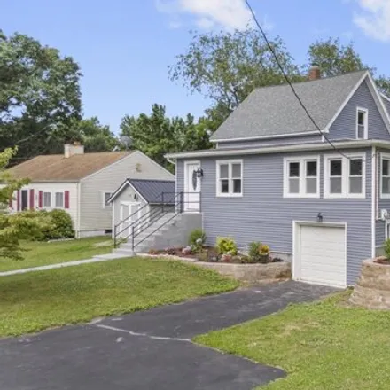 Buy this 4 bed house on 354 Strong St in East Haven, Connecticut
