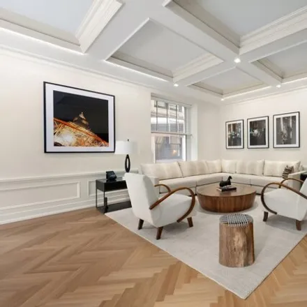 Image 2 - 56 East 76th Street, New York, NY 10021, USA - Townhouse for sale